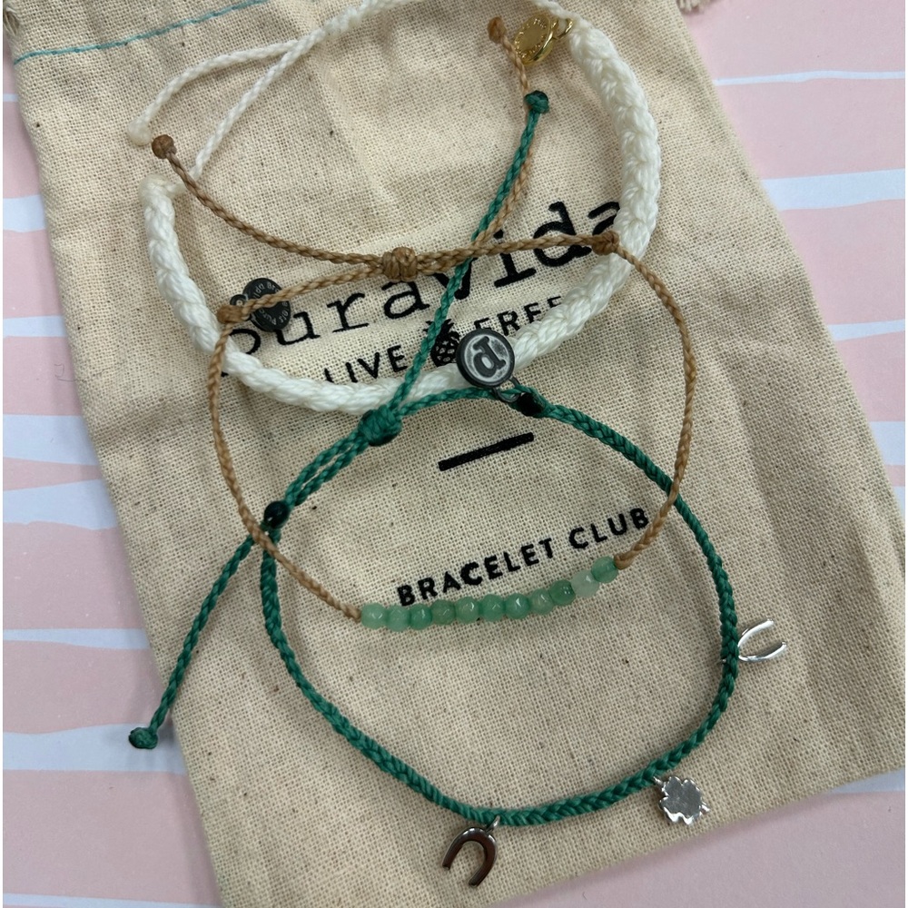 Pura Vida exclusive club bracelet set